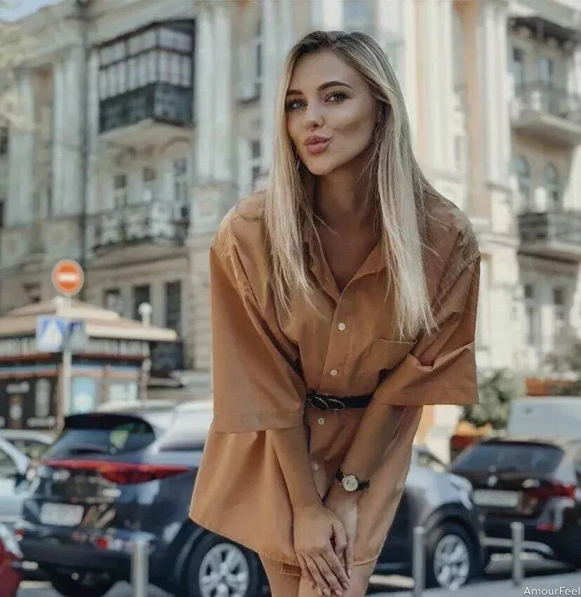 Dina Profile image 4