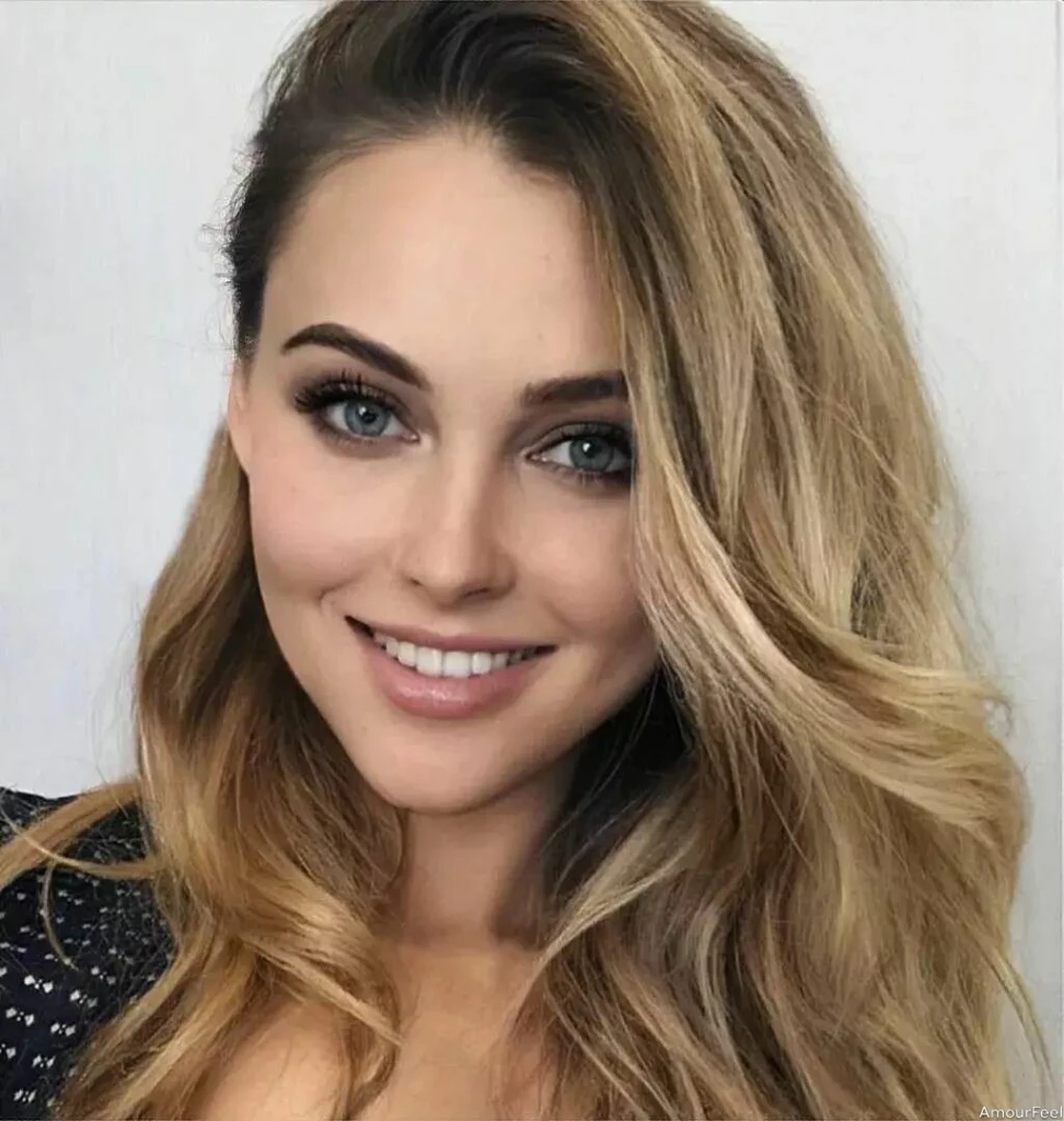 Dina Profile image 3