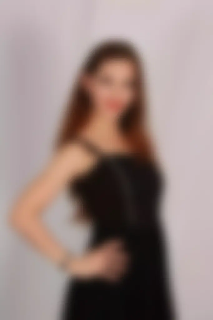 Helen Profile image 4