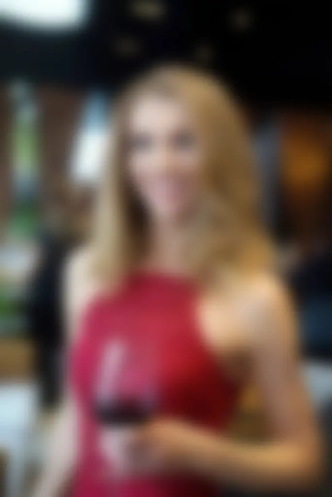 Victoria Profile image 2