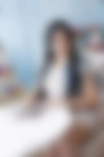 Alla Profile image 4