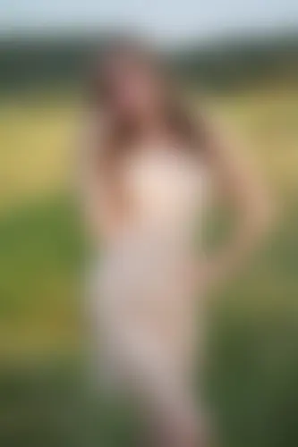 Julia Profile image 2